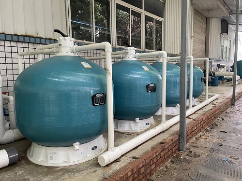 健生房泳池采用爱克过滤砂缸