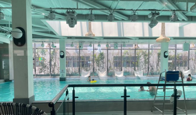 郑州太丽星城引进AQUA爱克泳池设备 郑州太丽星城引进AQUA爱克泳池设备